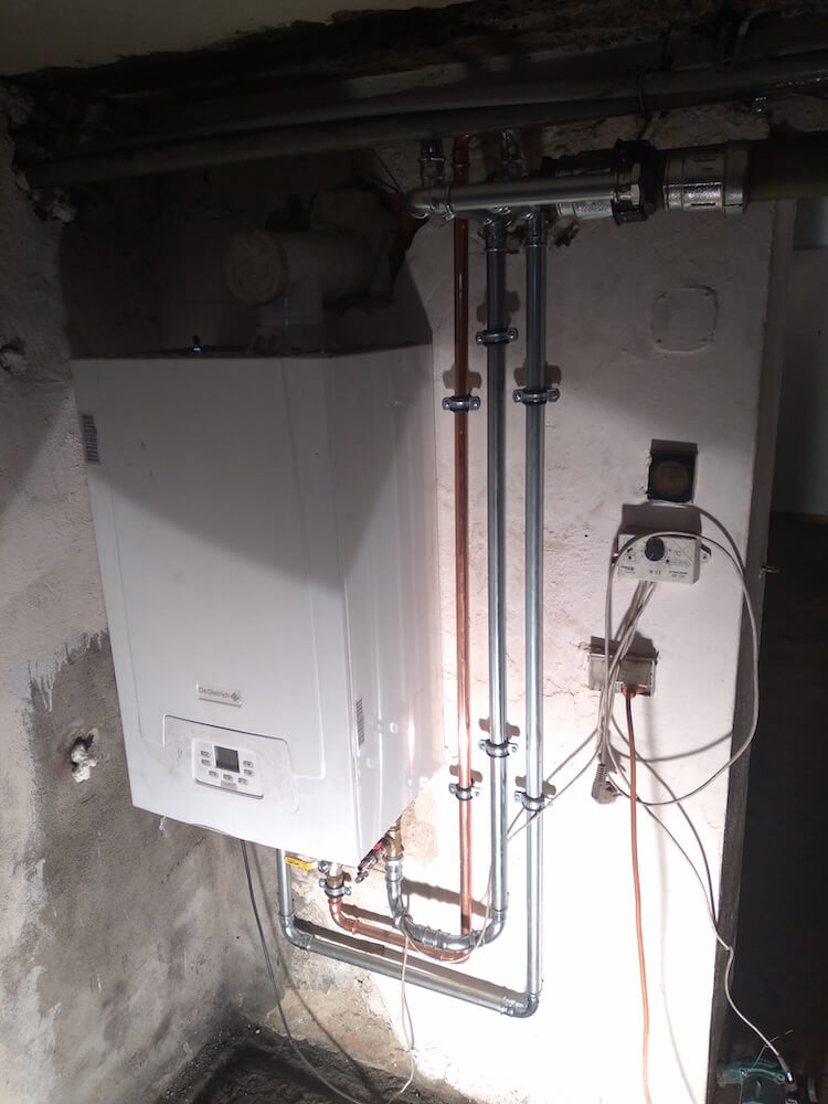 Kotły gazowe Rybnik w piwnicy domu jednorodzinnego